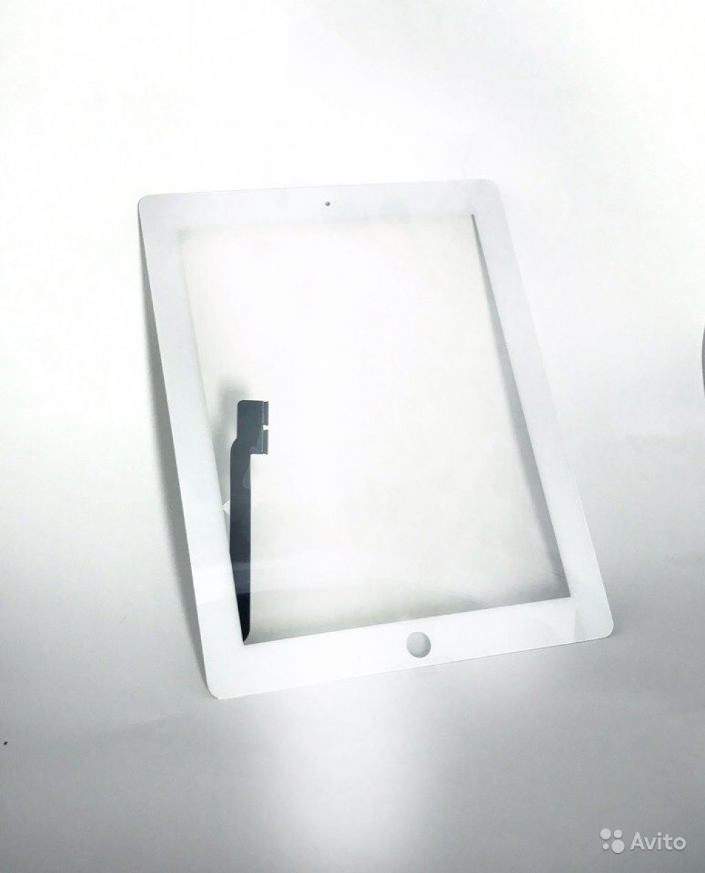 Внешнее стекло с тачскрином Белое iPad 3/4 в Москве. Фото 1