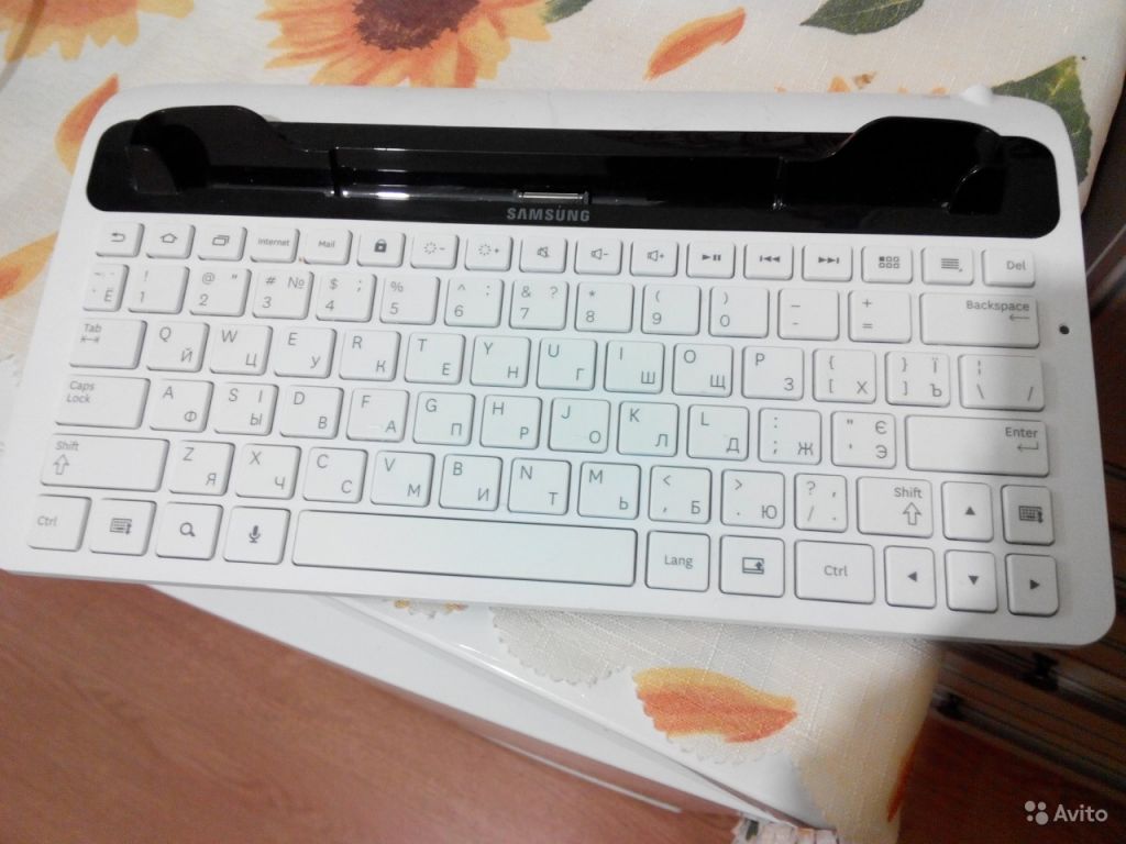 Клавиатура для планшета самсунг 8.9 дюймов в Москве. Фото 1