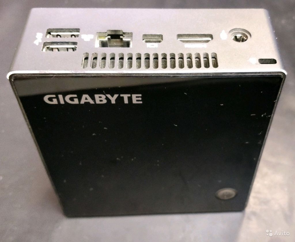 Мини пк Gigabyte Brix GB-BXi3H-4010 в Москве. Фото 1