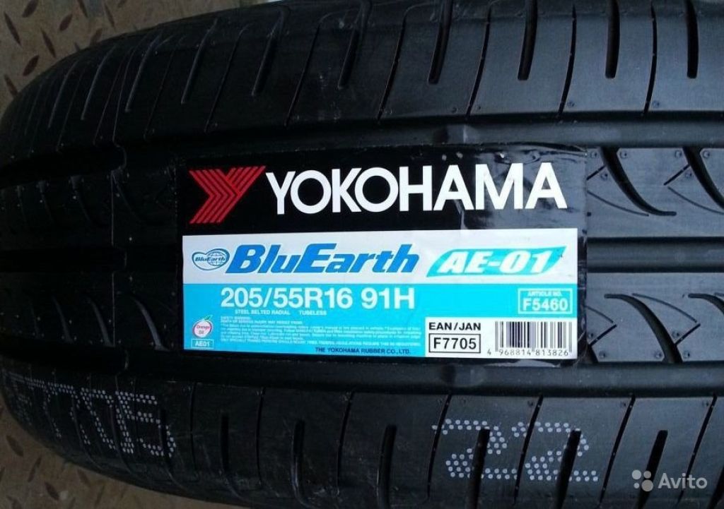 Купить шины yokohama bluearth r16. 205 55 16 Якохама. Yokohama BLUEARTH ae01. Yokohama BLUEARTH машина. Yokohama BLUEARTH ae01 год выпуска.