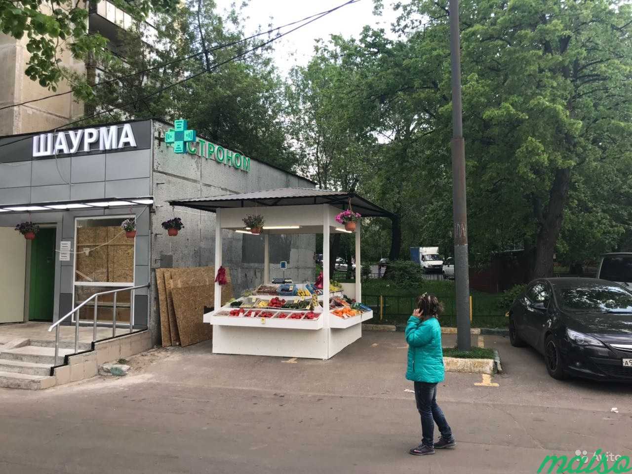 Точка по продаже шаурмы и свежей выпечки в Москве. Фото 1