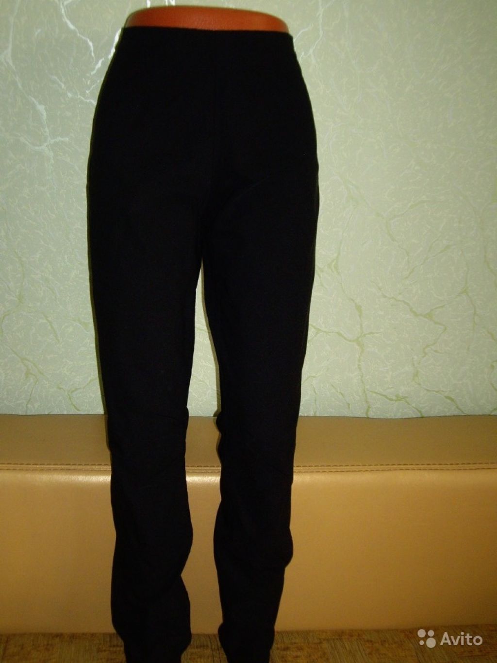 Черные утягивающие брюки 48 размера в Москве. Фото 1