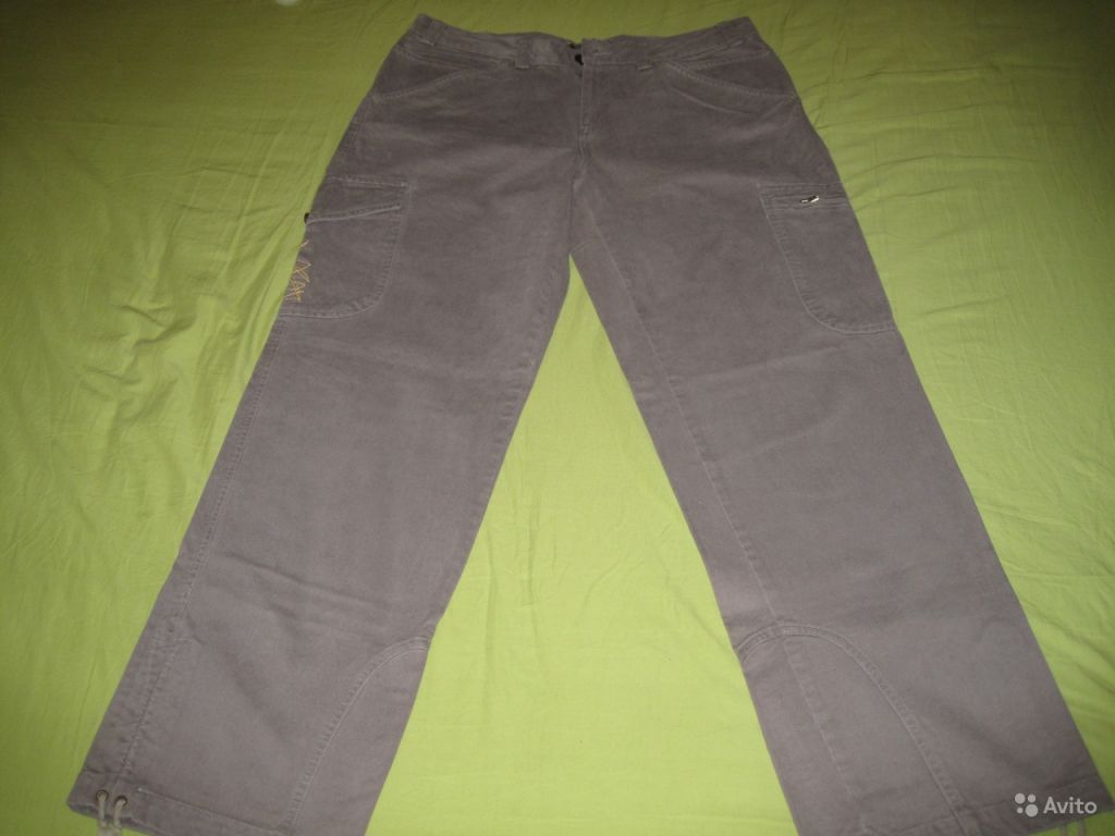Новые серые джинсы с вышивкой TippyAuthletic,50-52 в Москве. Фото 1