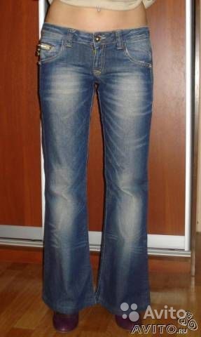 Новые джинсы, низкая посадка на бедрах в Москве. Фото 1