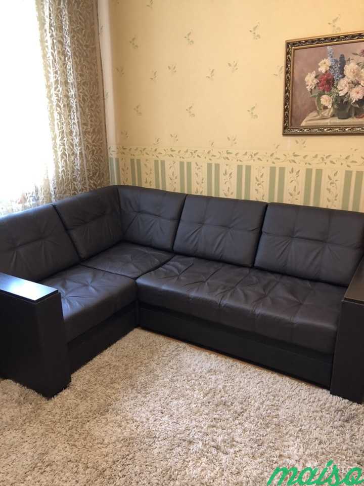 Кожаный диван в Москве. Фото 1