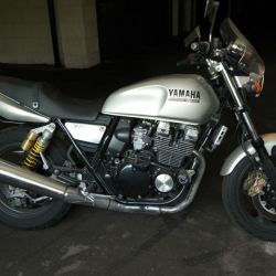 Yamaha XJR 400