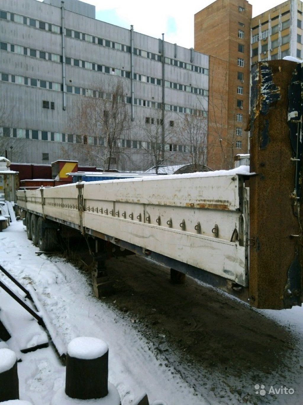Полуприцеп бортовой 2000 г.в в Москве. Фото 1