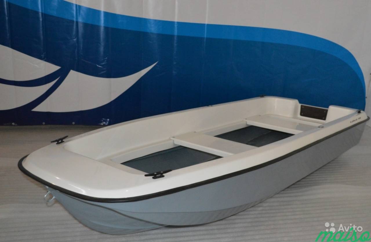 Моторно-весельная стеклопластиков лодка Кайман 300 в Санкт-Петербурге. Фото 1