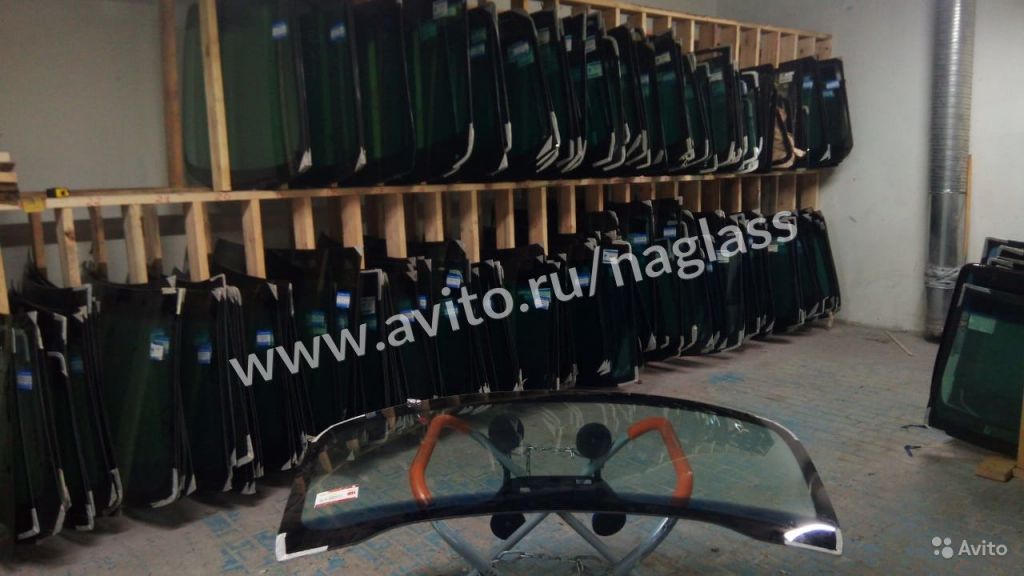 Лобовое стекло на все автомобиль.Склад и установка в Москве. Фото 1