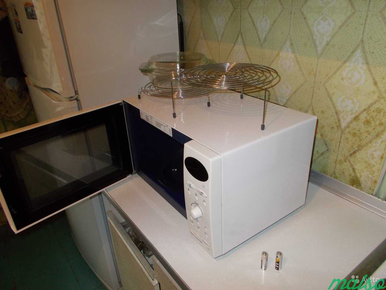 Микроволновая печь SAMSUNG с грилем и конвекцией в Москве. Фото 1