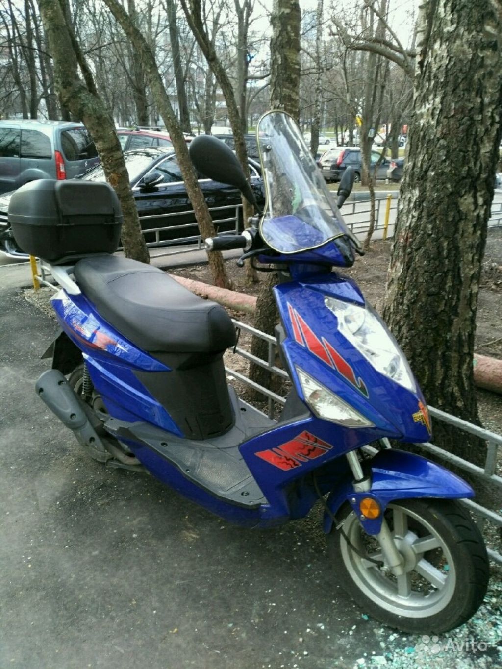 Скутер продам 125 кубов в Москве. Фото 1