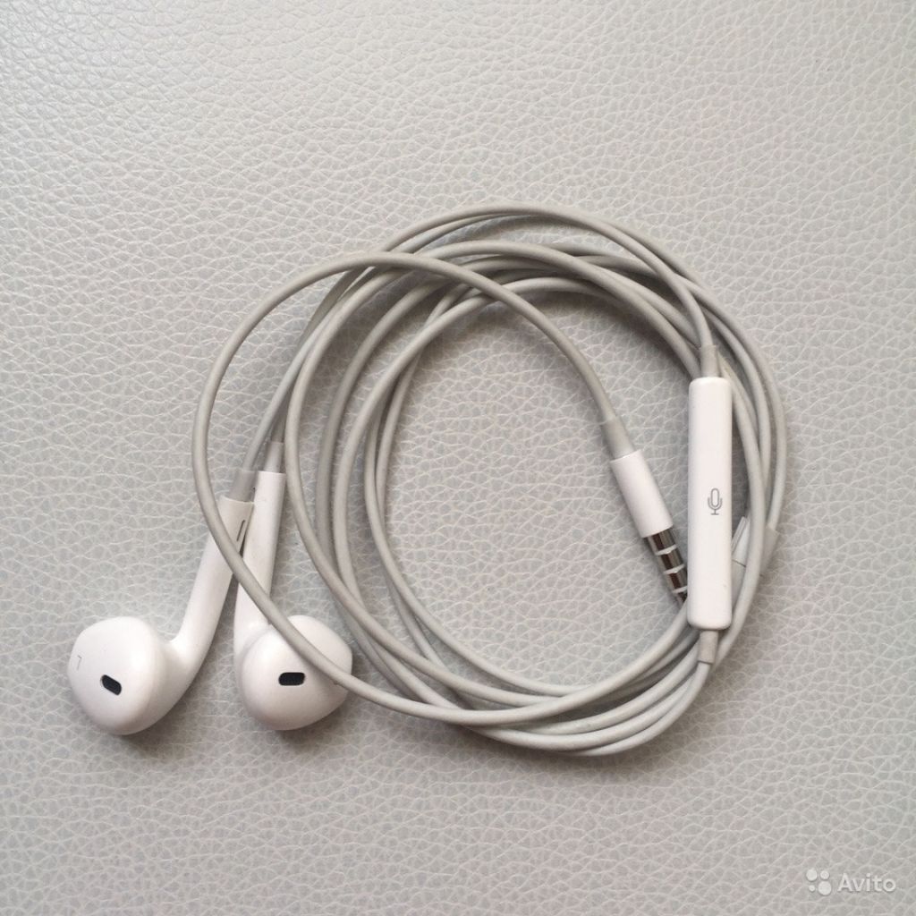 Наушники EarPods для Apple в Москве. Фото 1