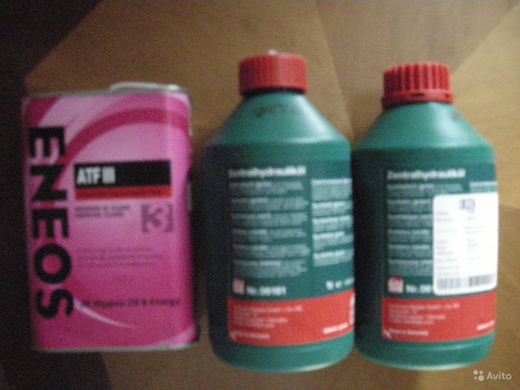 Масло гур фьюжн. TCL жидкость для ГУР. ATF зеленый для ГУР. Жидкость ГУР HEPU. Коричневая жидкость в ГУР.
