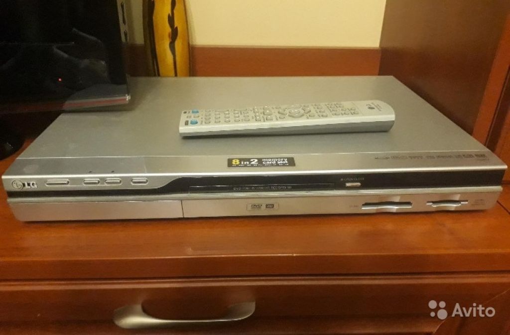 DVD-рекордер LG DR-588 X в Москве. Фото 1