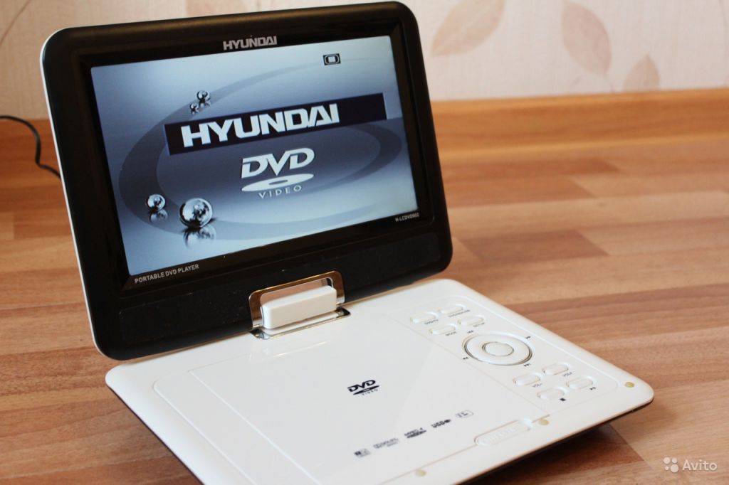 Dvd плееры hyundai. DVD-плеер Hyundai h-lcdvd902. Hyundai h-lcdvd902 - портативный DVD плеер. DVD-плеер Hyundai h-lcdvd705. DVD-плеер Hyundai h-lcdvd906t.