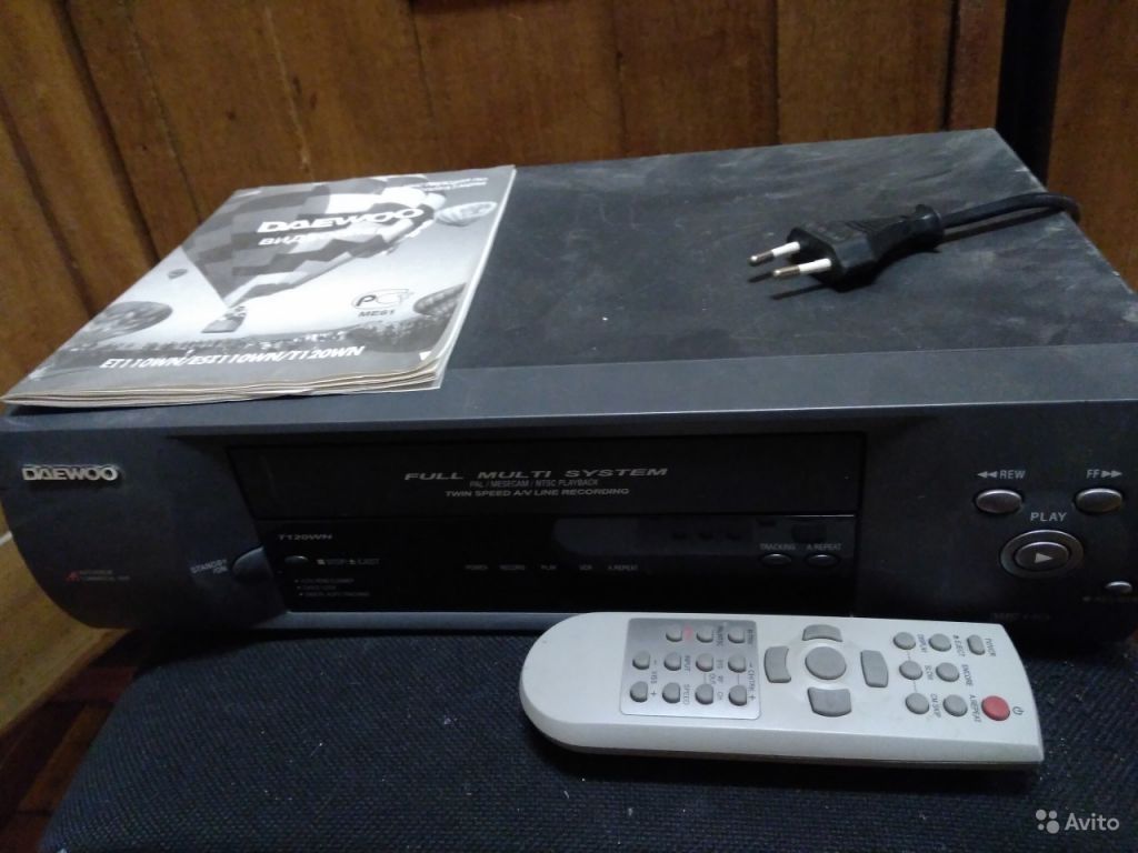 Видеомагнитофон VHS Daewoo в Москве. Фото 1