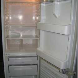 Рабочий двухкамерный холодильник electrolux 190х60