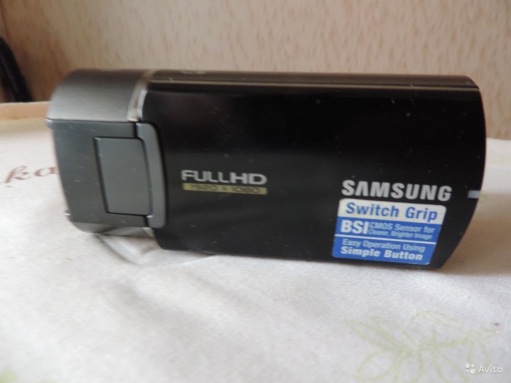 Продам видеокамеру FullHD SAMSUNG HMX-Q100BP Black в Москве. Фото 1