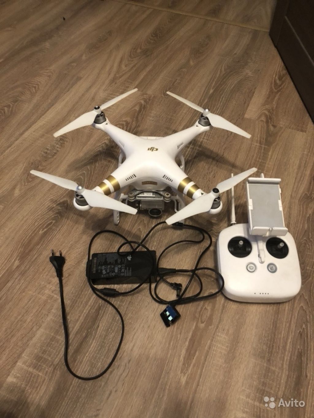 Квадрокоптеры 3. Phantom 3 Pro. DJI Phantom 3. DJI Phantom 3 professional. Квадрокоптер DJI Фантом 3.