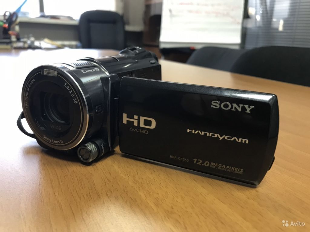 Sony HDR-CX550 оригинал япония в Москве. Фото 1