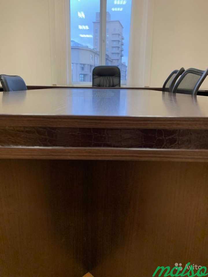Переговорный стол и стол руководителя в Москве. Фото 2