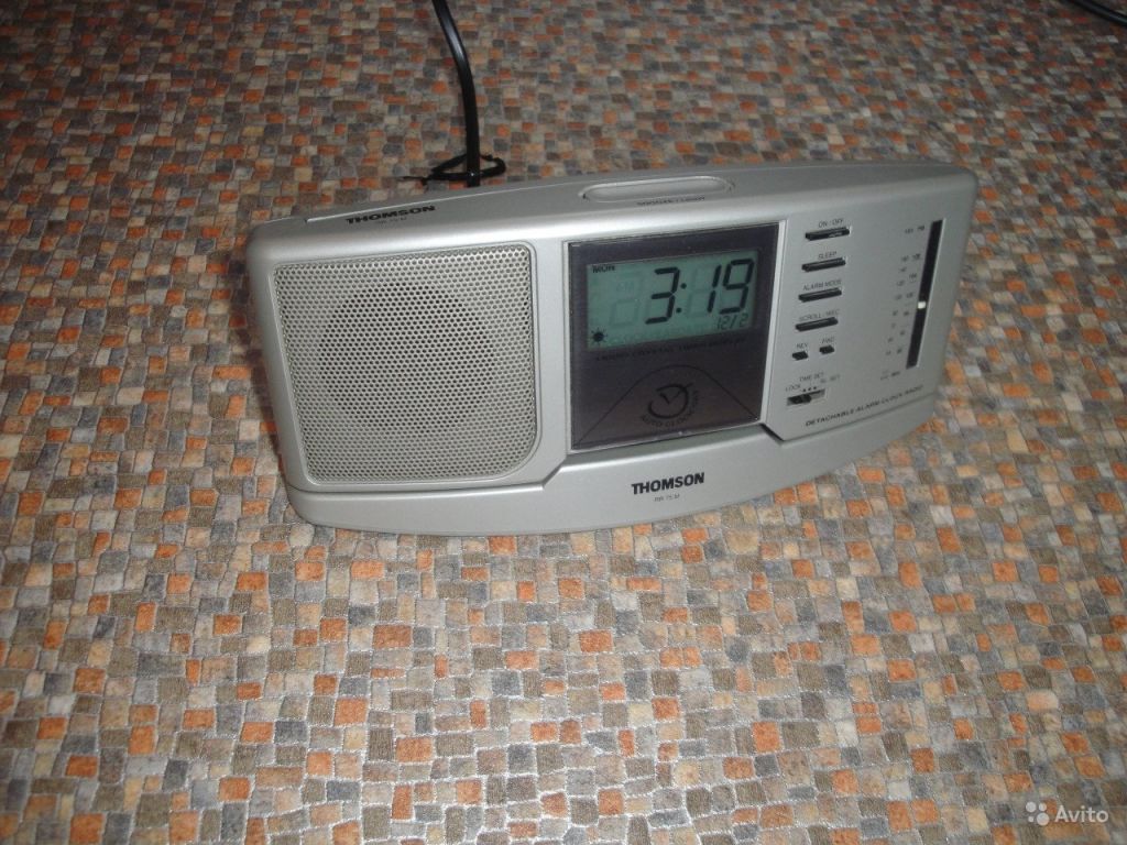 Радио часы будильник Thomson в Москве. Фото 1