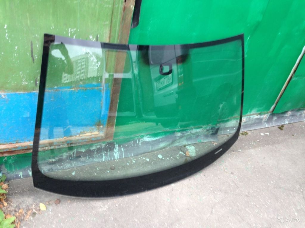 Фольксваген джетта 5 лобовое стекло в Москве. Фото 1