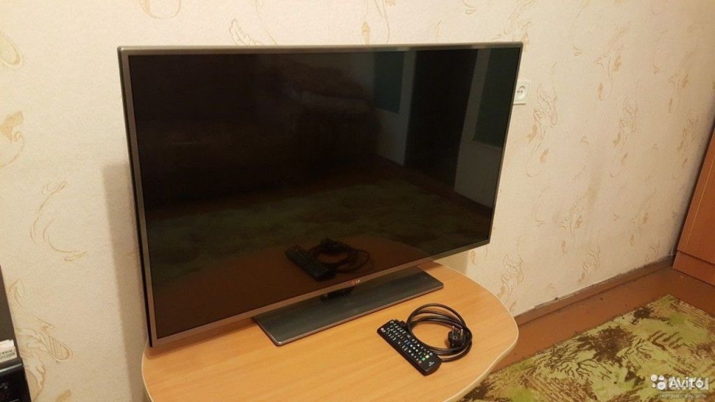 Lg 47 lb 650v,3d,smart,wifi,500hz,dvb t2 в Москве. Фото 1