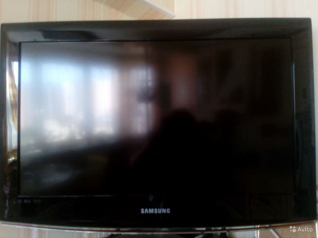 Телевизоры бу на авито в москве. Телевизор Samsung авито. ТВ самсунг 99 старый плоский. Купить телевизор самсунг бу на авито в Москве. Авито телевизоры б/у Обнинск рук в рук.