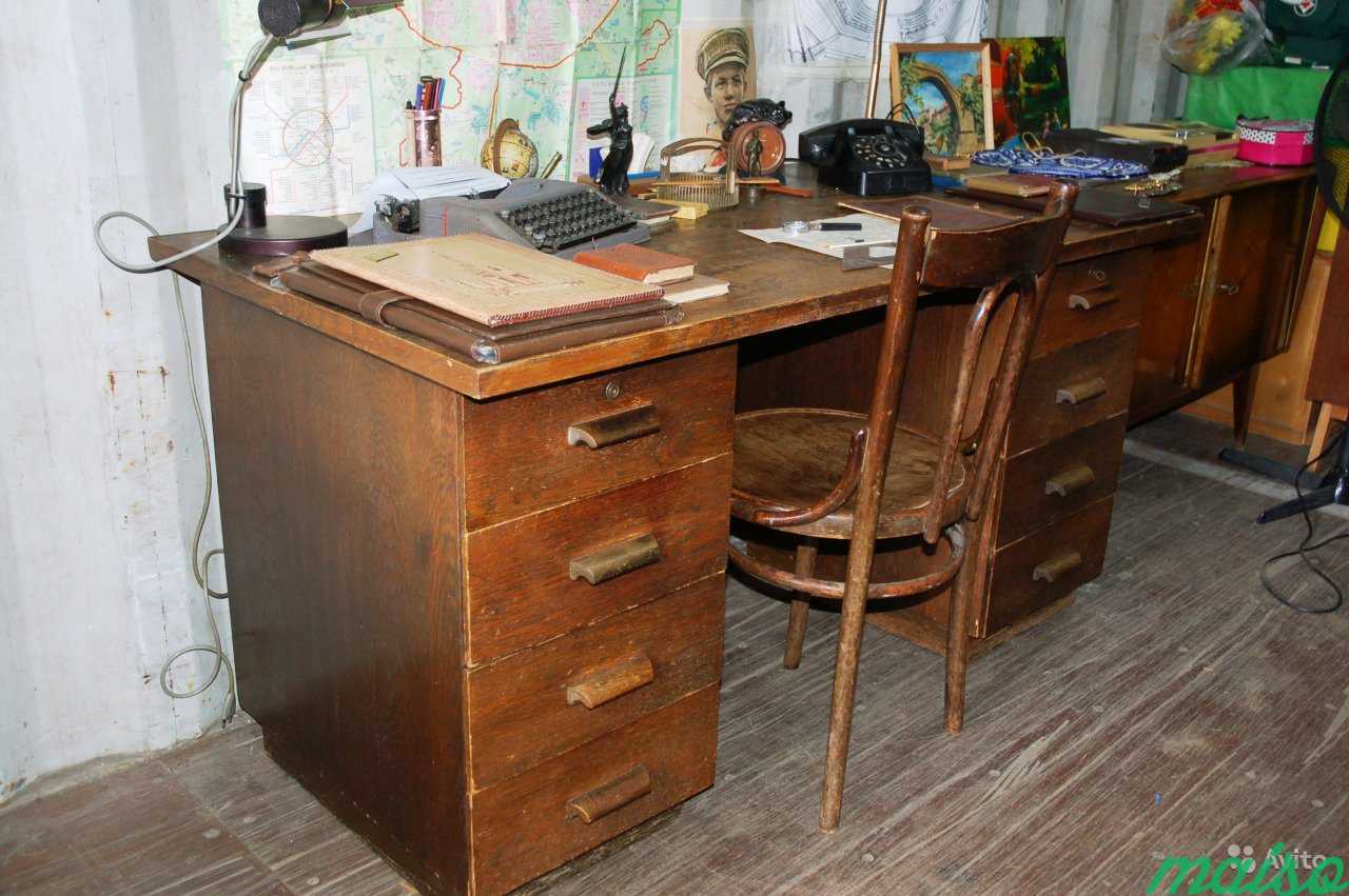 Советский письменный стол