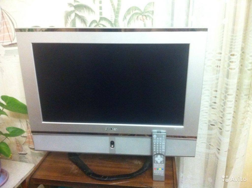 ЖК Телевизор Ролсен 2(66 см), пульт в Москве. Фото 1
