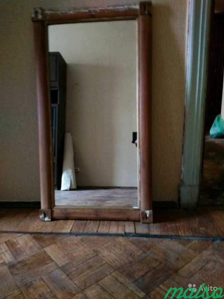 Старинное зеркало в Москве. Фото 1