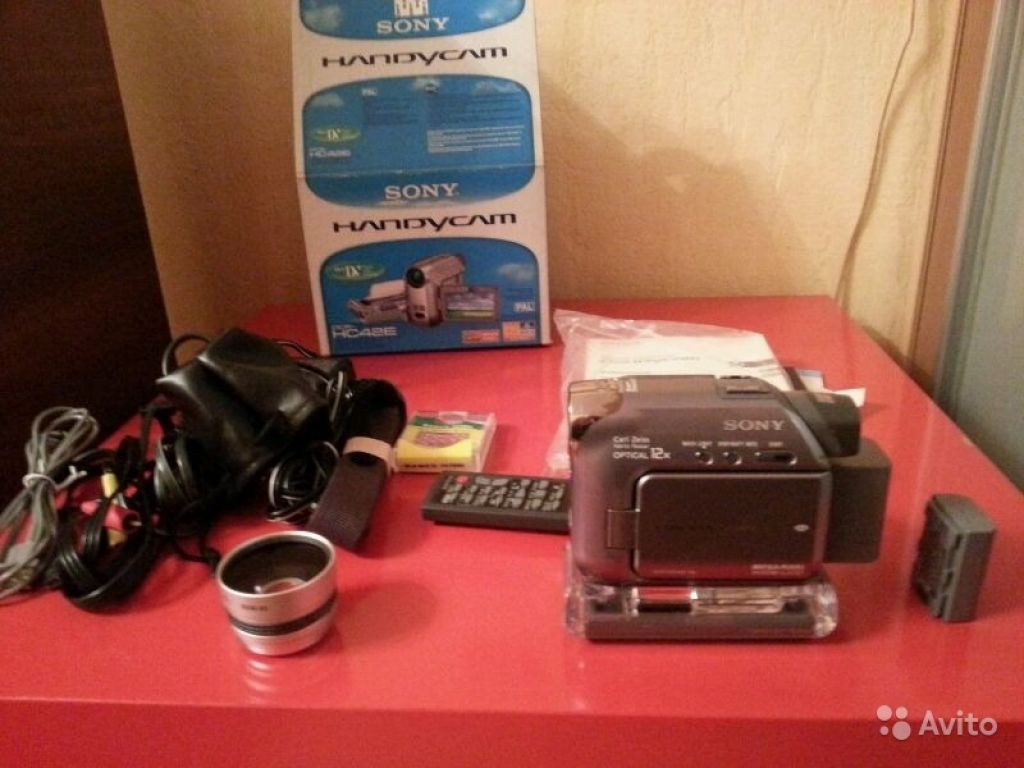 Видеокамера Sony DCR-HC42E в Москве. Фото 1