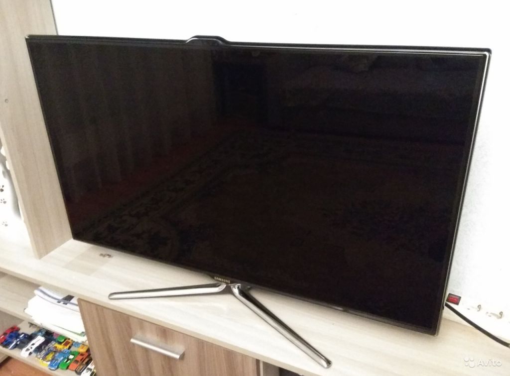 Продается ЖК-телевизор SAMSUNG Smart TV в Москве. Фото 1