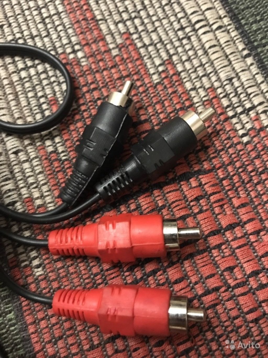 1 RCA на 2 RCA.