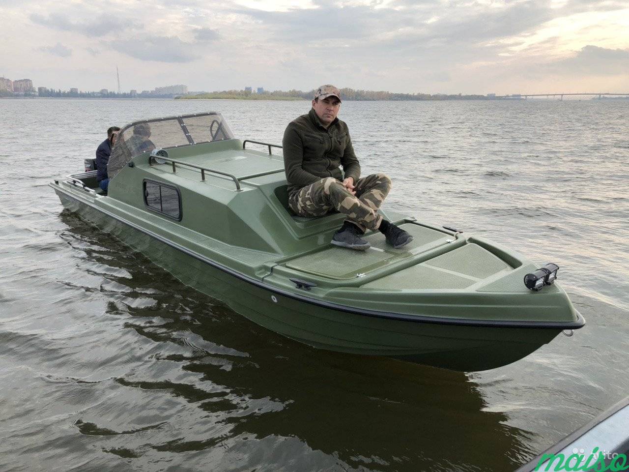 Лодка моторная каютная Riverboat 70DC Vega в Санкт-Петербурге. Фото 3