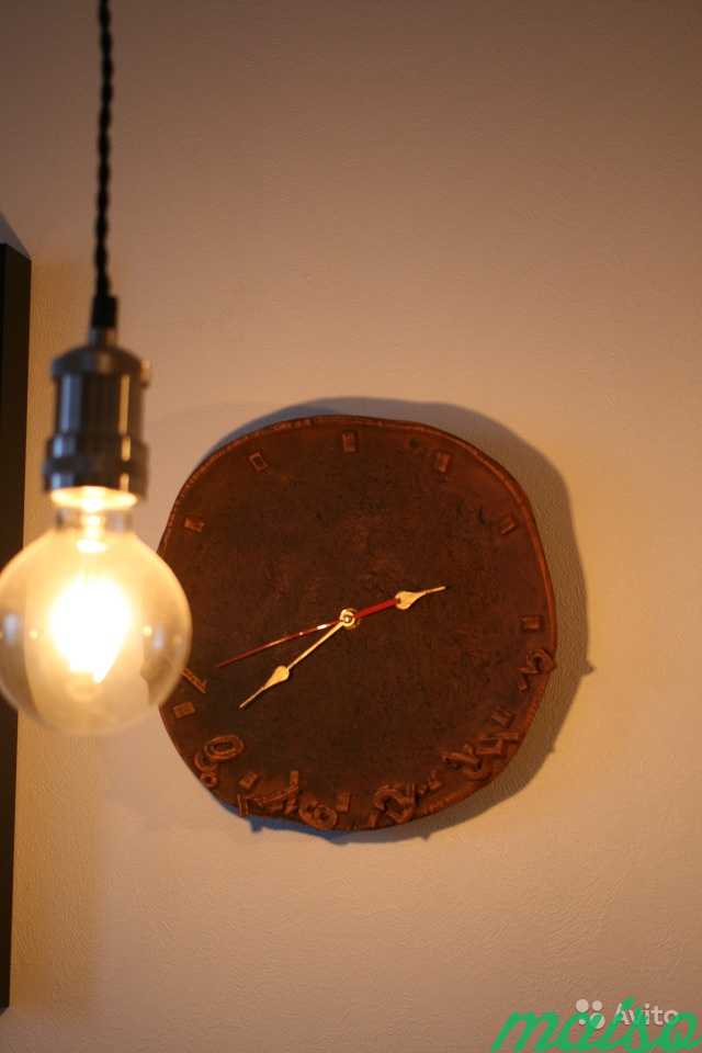 Часы из керамики ручной работы Уставшее время в Москве. Фото 5