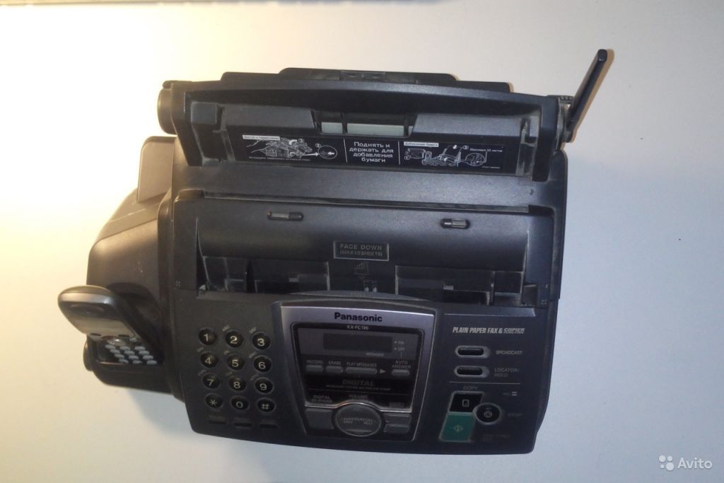 Телефон, факс, автоответчик Panasonic KX-FC195RU в Москве. Фото 1