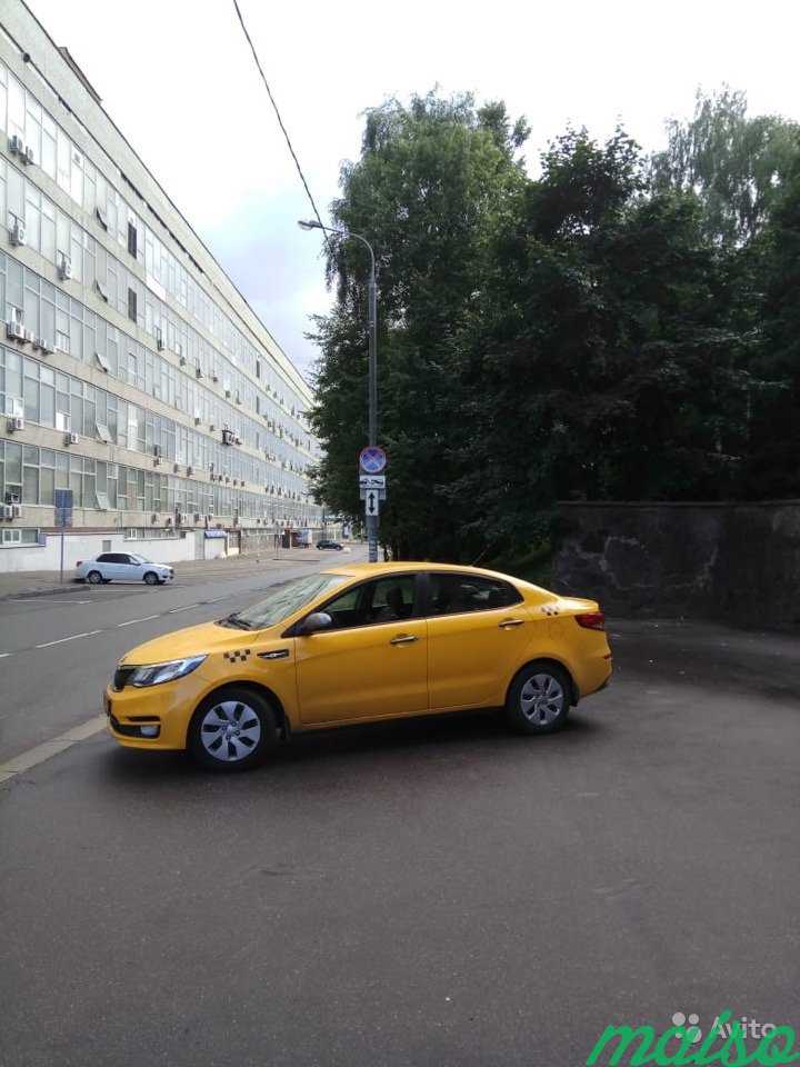 Аренда авто. Аренда такси. Киа Рио Хундай Солярис в Москве. Фото 1