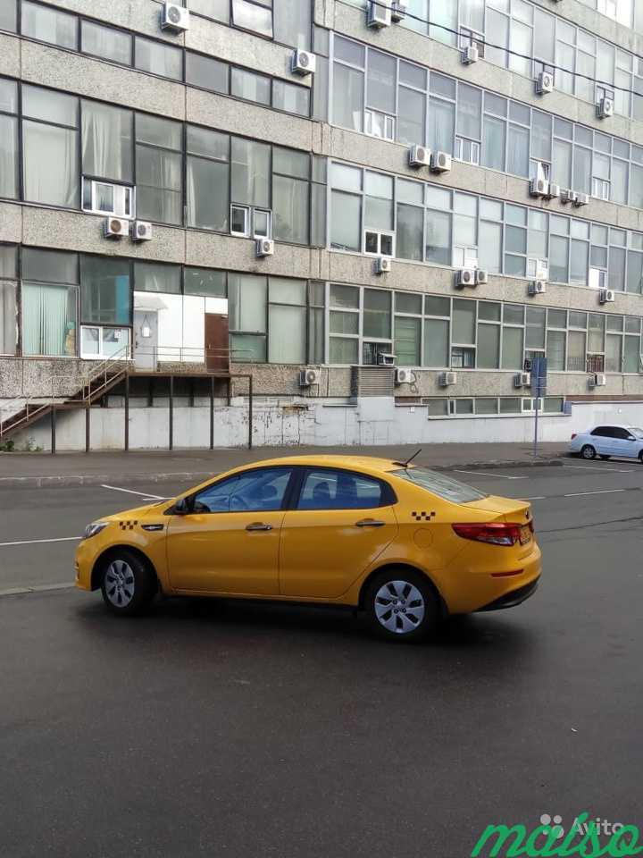 Аренда авто. Аренда такси. Киа Рио Хундай Солярис в Москве. Фото 3