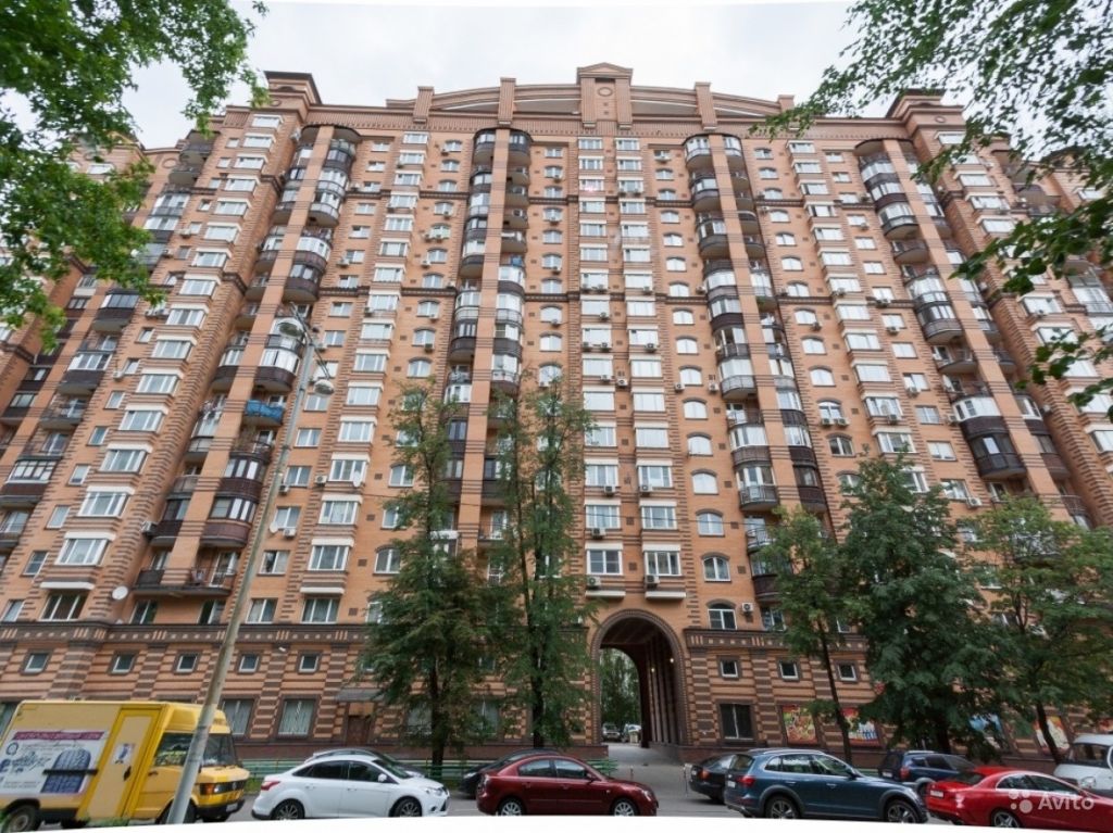 Продам квартиру 1-к квартира 35 м² на 3 этаже 28-этажного монолитного дома в Москве. Фото 1