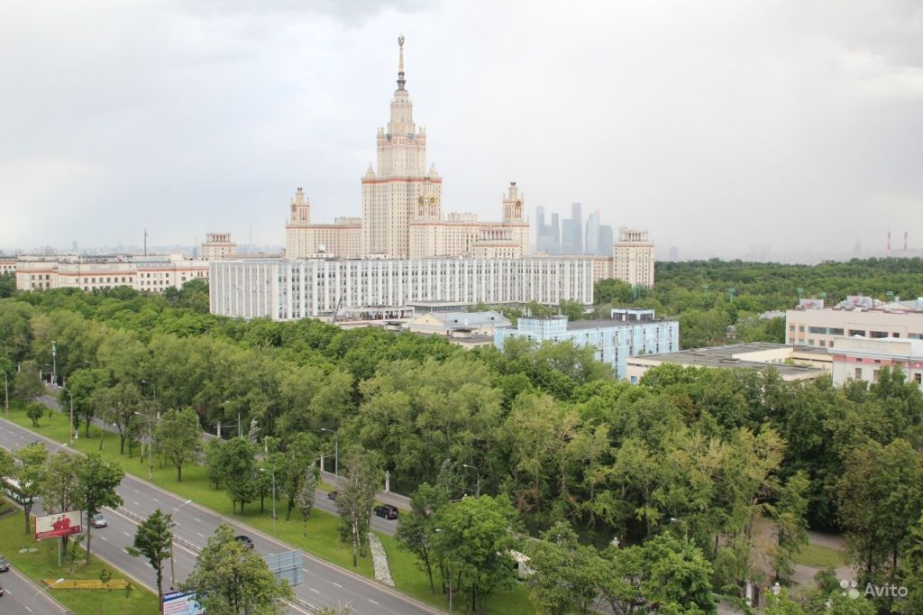 Продам квартиру 4-к квартира 190 м² на 13 этаже 19-этажного монолитного дома в Москве. Фото 1