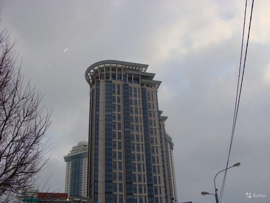 Продам квартиру 4-к квартира 194 м² на 19 этаже 39-этажного монолитного дома в Москве. Фото 1