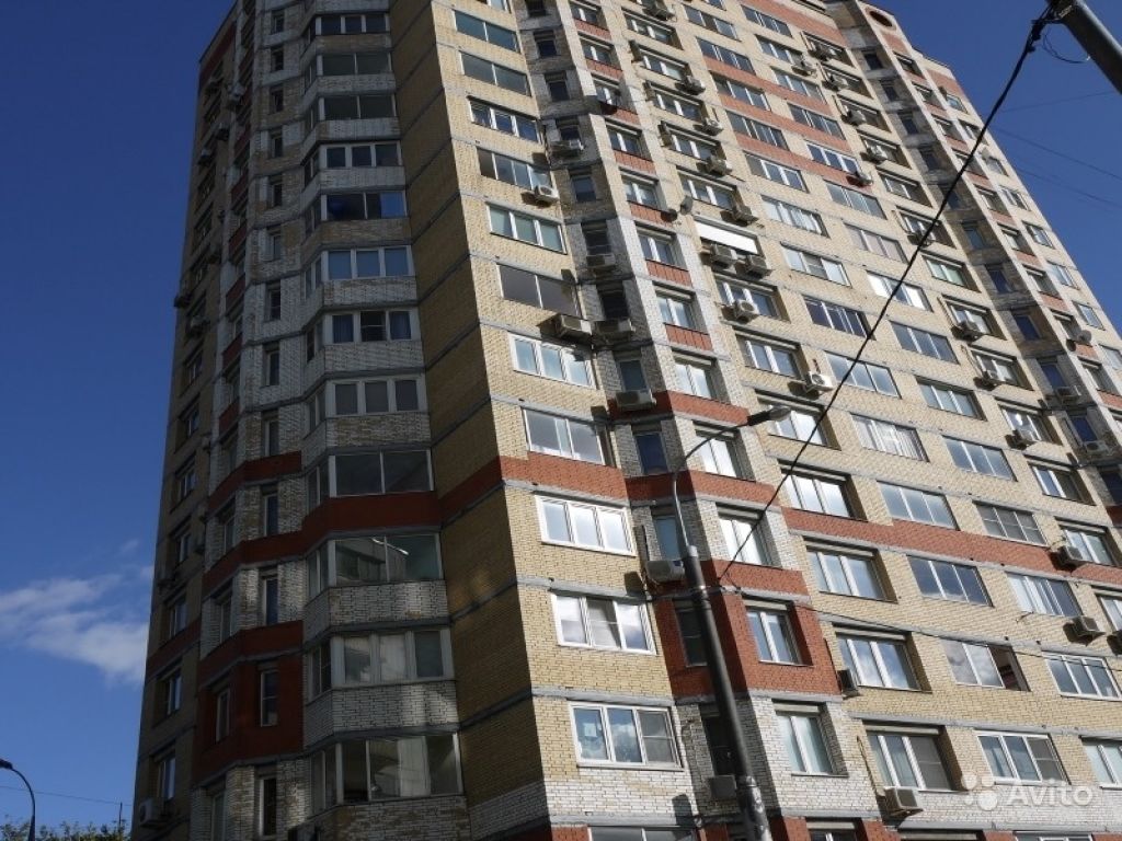 Продам квартиру 1-к квартира 45 м² на 13 этаже 17-этажного монолитного дома в Москве. Фото 1