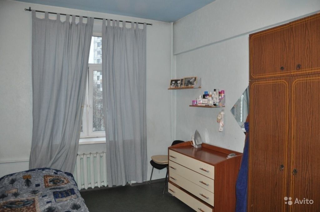Продам квартиру 4-к квартира 101 м² на 4 этаже 5-этажного кирпичного дома в Москве. Фото 1