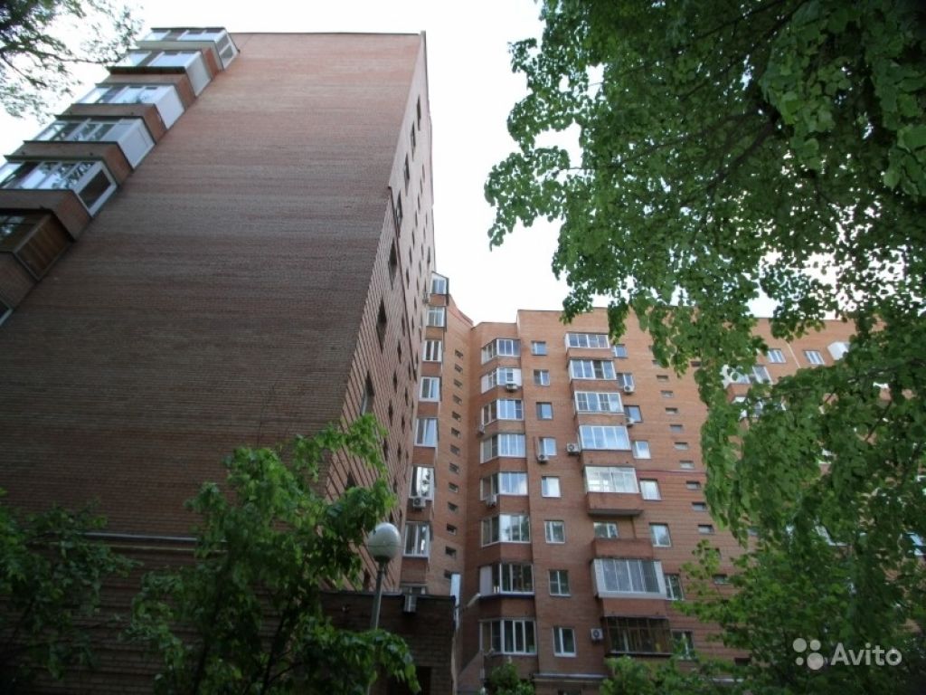 Продам квартиру 5-к квартира 145 м² на 6 этаже 9-этажного монолитного дома в Москве. Фото 1