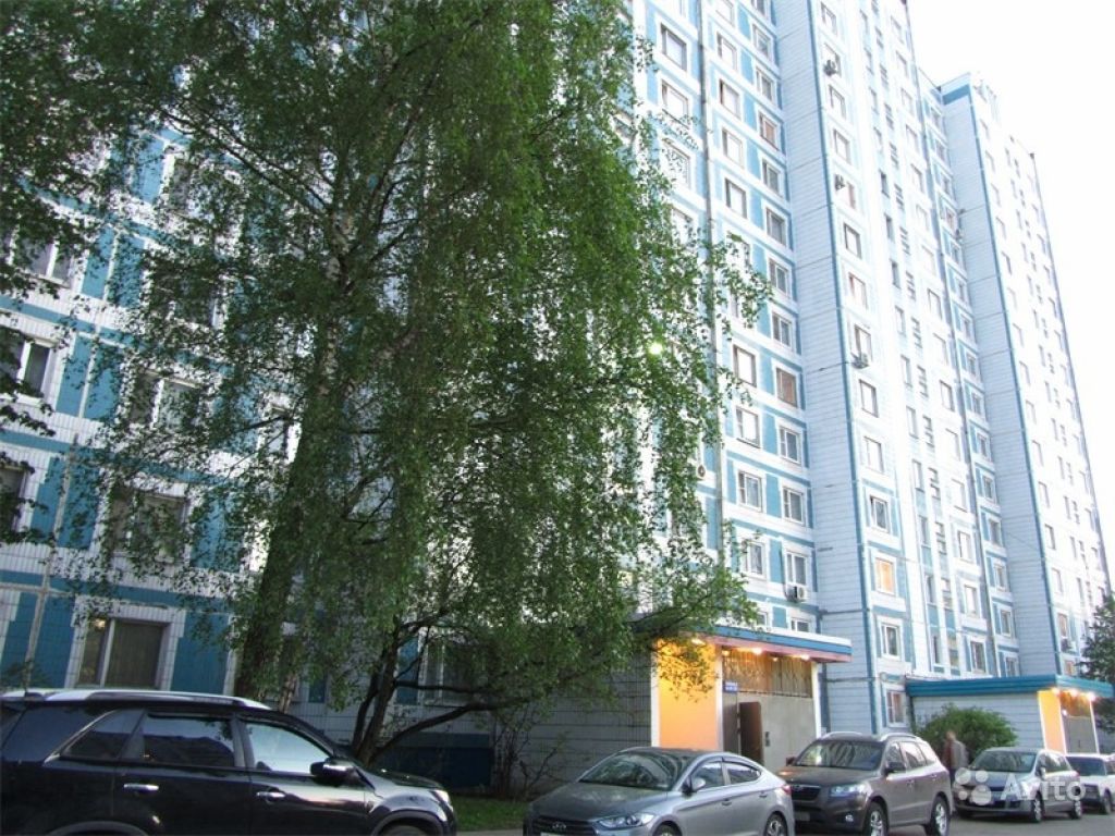 Продам квартиру 3-к квартира 75 м² на 8 этаже 16-этажного панельного дома в Москве. Фото 1