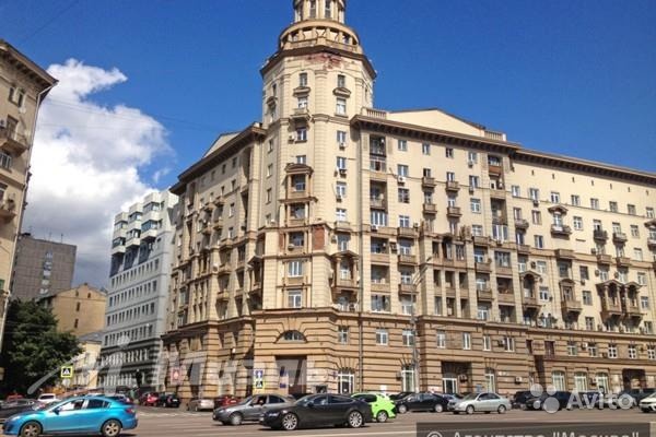 Продам квартиру 2-к квартира 62 м² на 8 этаже 9-этажного кирпичного дома в Москве. Фото 1