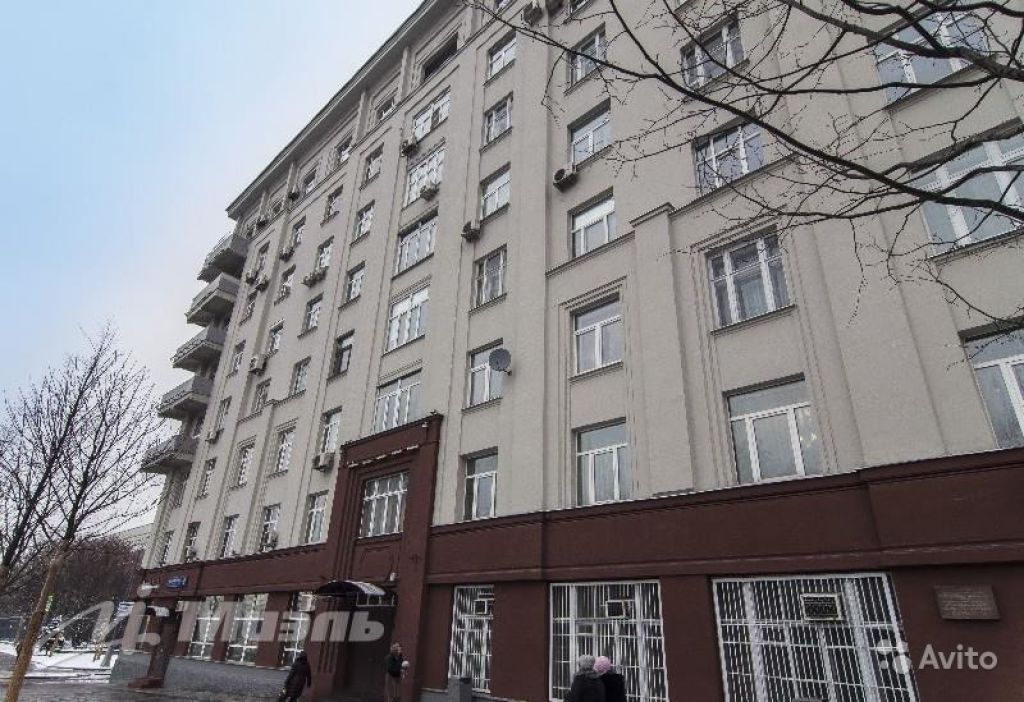 Продам квартиру 5-к квартира 104.9 м² на 6 этаже 8-этажного кирпичного дома в Москве. Фото 1