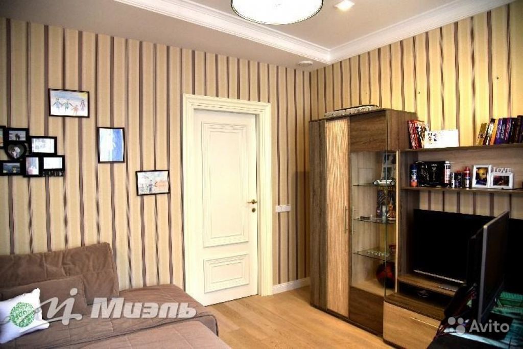 Продам квартиру 5-к квартира 136 м² на 6 этаже 15-этажного монолитного дома в Москве. Фото 1